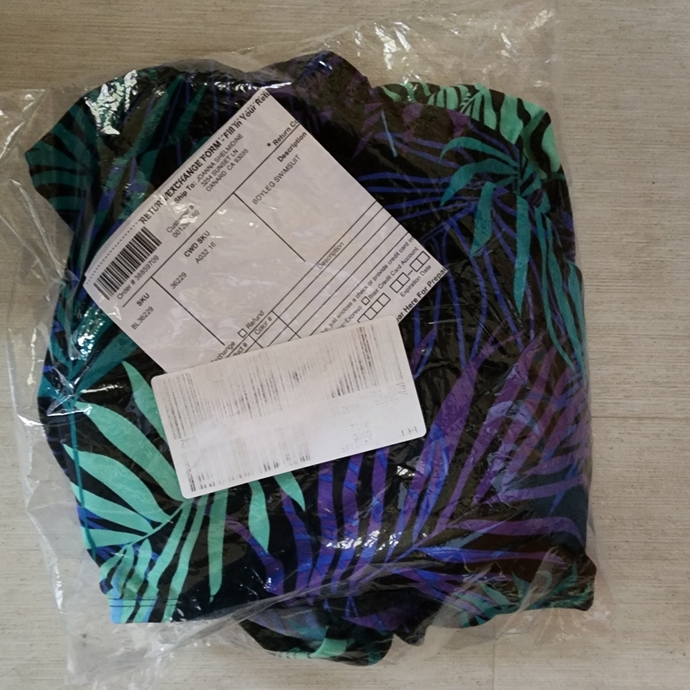 Womens bathing suit